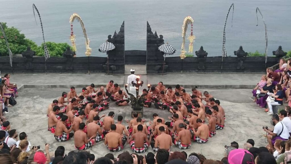 kecak dance uluwatu worth it