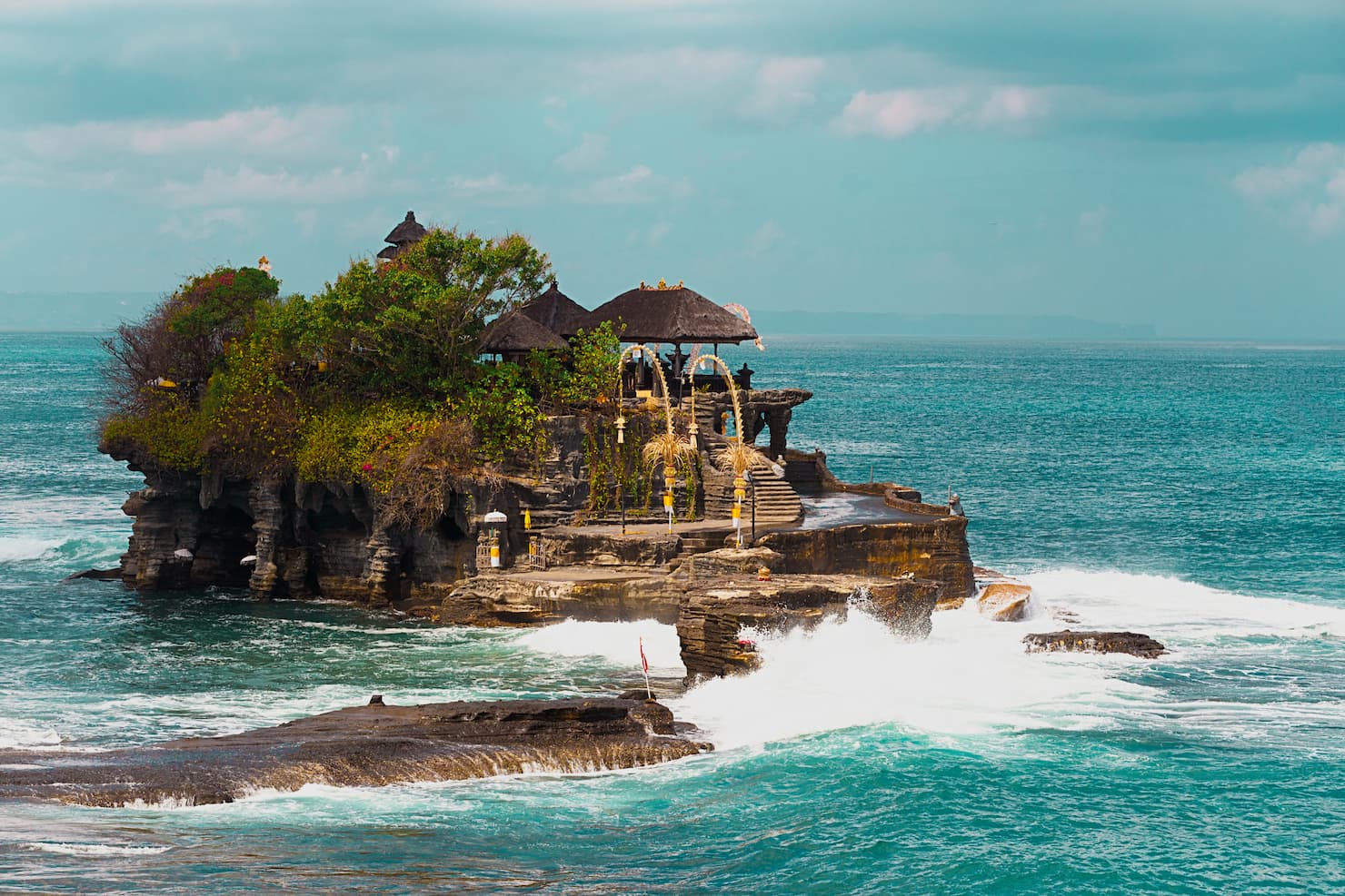 tanah lot temple bali